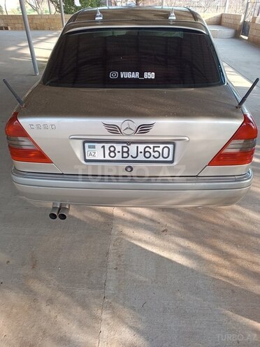 Mercedes C 220 1995, 412,879 km - 2.2 l - Şirvan