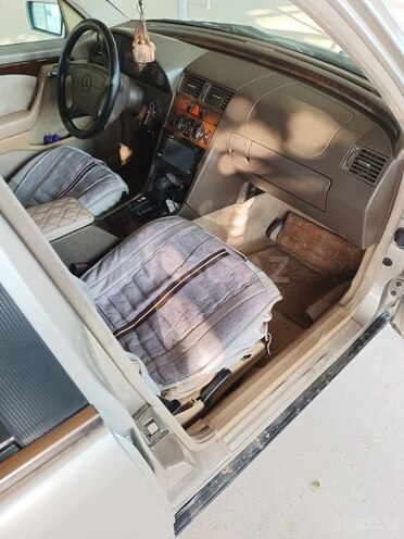 Mercedes C 220 1995, 412,879 km - 2.2 l - Şirvan