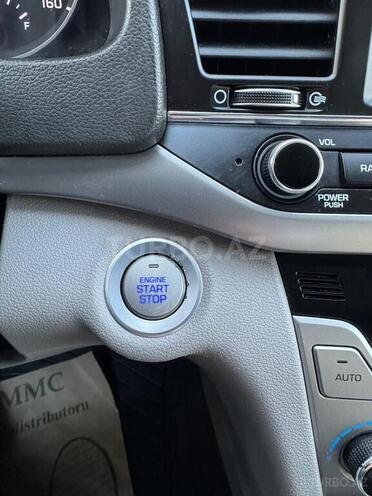 Hyundai Elantra 2016, 92,000 km - 1.6 l - Bakı