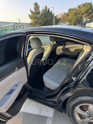 Hyundai Elantra 2016, 92,000 km - 1.6 l - Bakı
