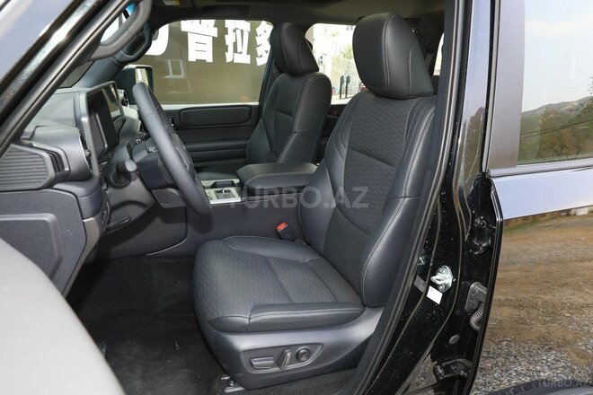 Toyota Land Cruiser Prado-9