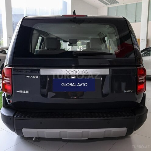 Toyota Land Cruiser Prado-6