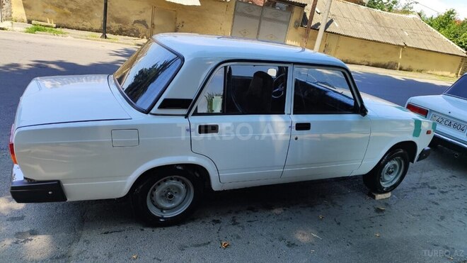 LADA (VAZ) 2107 2007, 25,657 km - 1.6 l - İsmayıllı