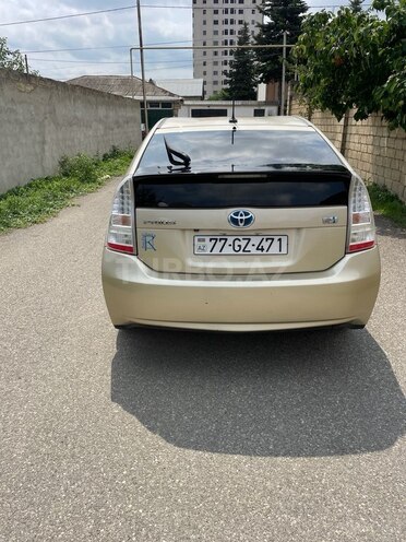 Toyota Prius-6