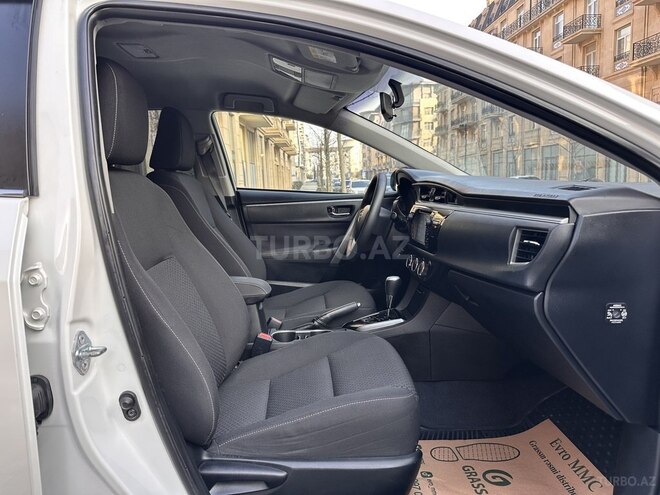 Toyota Corolla 2014, 157,212 km - 1.6 l - Bakı