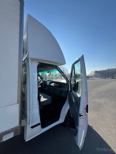 Ford Transit 2011, 210,000 km - 2.4 л - Şəki