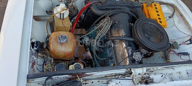 LADA (VAZ) 21011 1980, 140,000 km - 1.5 l - Qazax