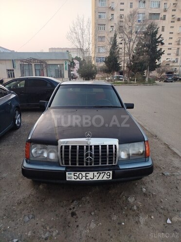 Mercedes E 230 2010, 125,000 km - 2.3 l - Sumqayıt
