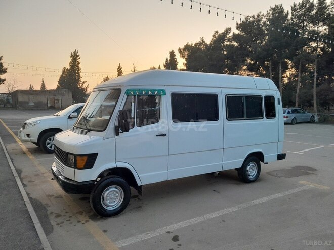 Mercedes 208 D 1989, 237,670 km - 2.3 л - Sabirabad