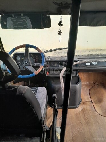 Mercedes 208 D 1989, 237,670 km - 2.3 л - Sabirabad