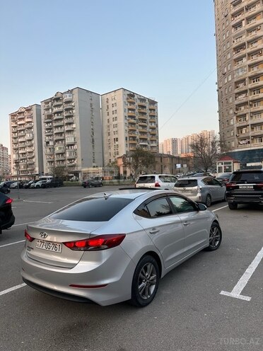 Hyundai Elantra 2016, 165,762 km - 2.0 l - Bakı