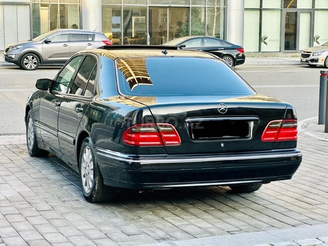 Mercedes E 240 2001, 350,000 km - 2.4 л - Bakı