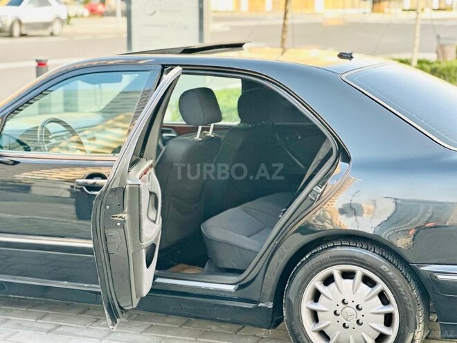 Mercedes E 240 2001, 350,000 km - 2.4 л - Bakı