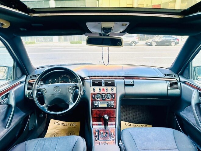 Mercedes E 240 2001, 350,000 km - 2.4 л - Bakı