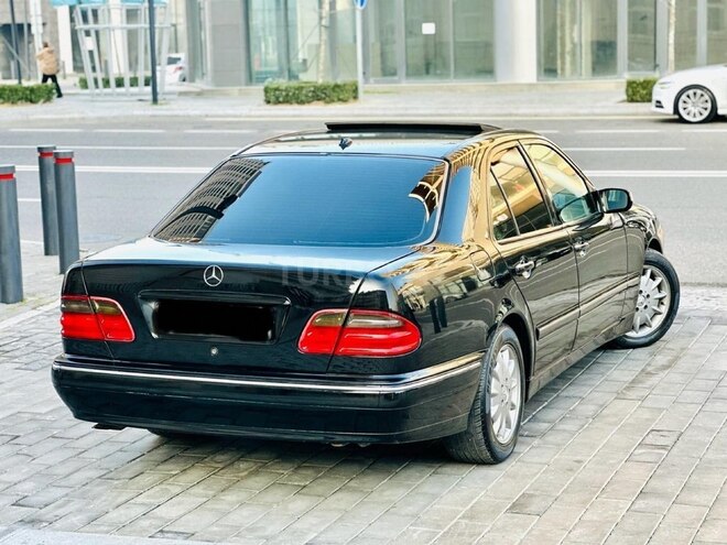 Mercedes E 240 2001, 350,000 km - 2.4 л - Bakı