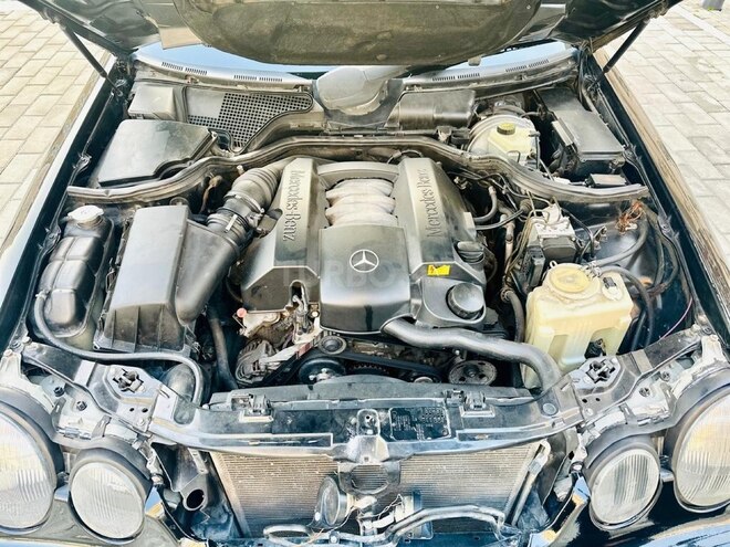 Mercedes E 240 2001, 350,000 km - 2.4 л - Bakı
