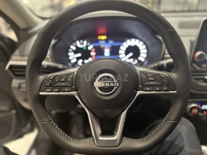 Nissan Altima-9