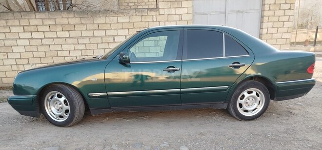 Mercedes E 200 1997, 364,362 km - 2.0 l - Gəncə