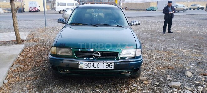 Opel Astra 1996, 322,200 km - 1.6 l - Şəki