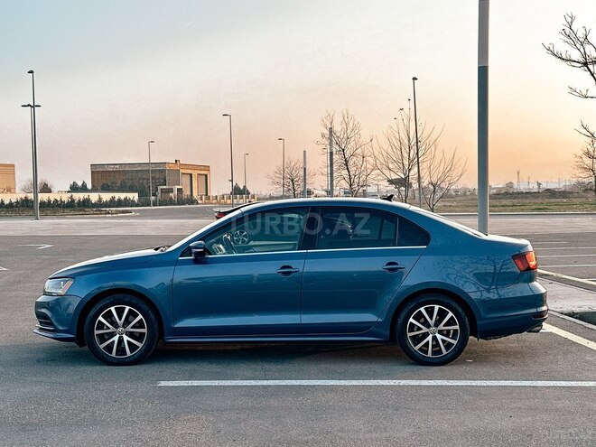 Volkswagen Jetta-3