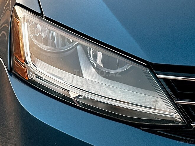 Volkswagen Jetta-10