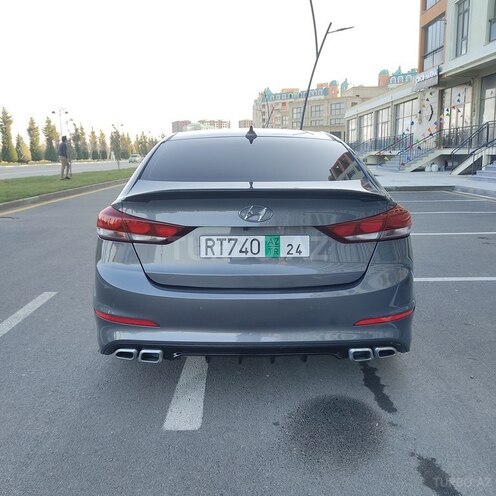 Hyundai Elantra 2015, 135,000 km - 1.6 l - Bakı