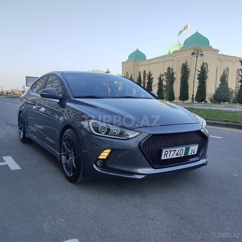 Hyundai Elantra 2015, 135,000 km - 1.6 l - Bakı