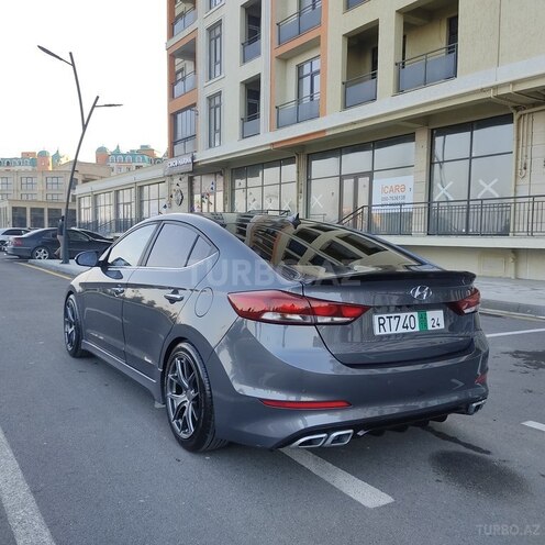 Hyundai Elantra 2015, 135,000 km - 1.6 l - Bakı