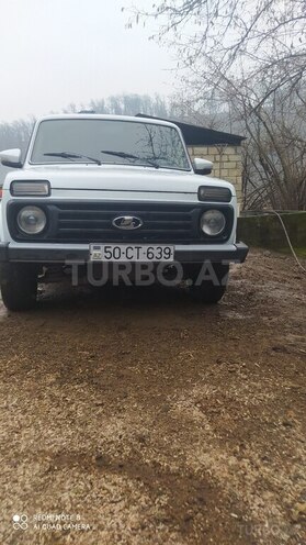 LADA (VAZ) Niva 2010, 155,000 km - 1.7 l - Astara
