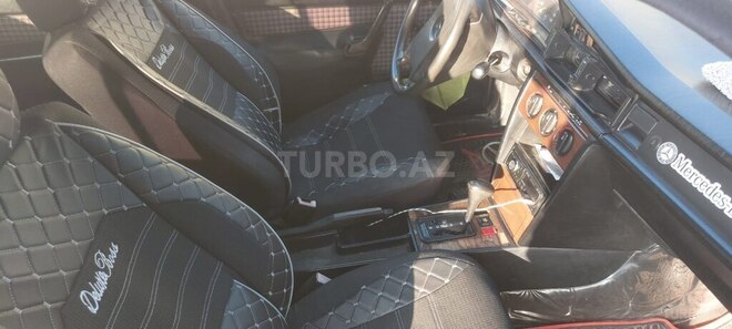 Mercedes 190 1991, 380,000 km - 2.0 l - Sabirabad
