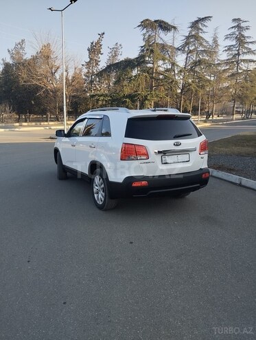 Kia Sorento 2011, 185,346 km - 2.0 l - Qazax