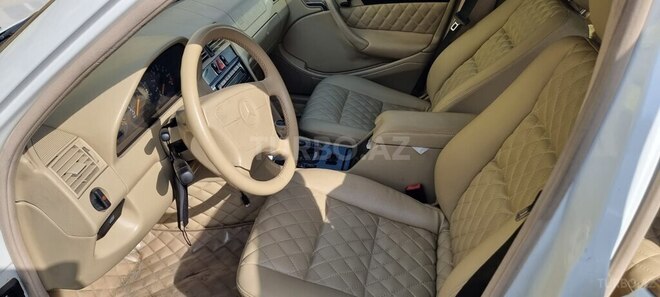 Mercedes C 220 2000, 321,456 km - 2.2 l - Bakı
