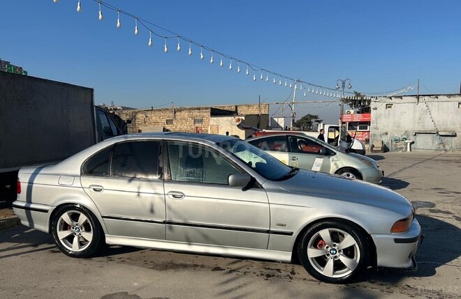 BMW 528 1996, 300,000 km - 2.8 l - Bakı
