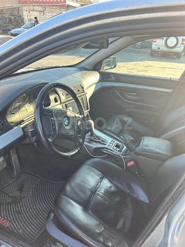 BMW 528 1996, 300,000 km - 2.8 l - Bakı