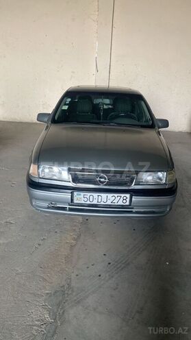 Opel Vectra 1995, 455,202 km - 2.0 l - Ağstafa
