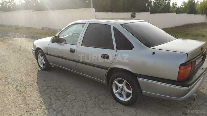 Opel Vectra 1995, 455,202 km - 2.0 l - Ağstafa