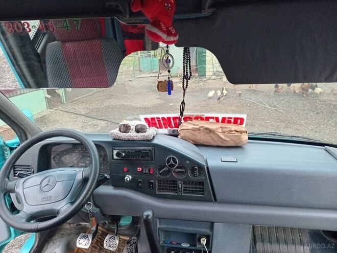 Mercedes Sprinter 208 1995, 450,000 km - 2.5 l - Bərdə
