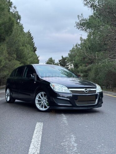 Opel Astra 2007, 200,000 km - 1.4 л - Bakı