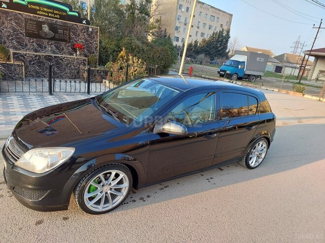 Opel Astra 2007, 200,000 km - 1.4 л - Bakı