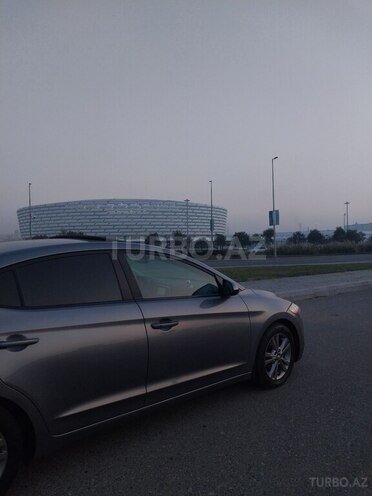 Hyundai Elantra 2016, 120,000 km - 2.0 л - Bakı