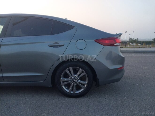 Hyundai Elantra 2016, 120,000 km - 2.0 л - Bakı