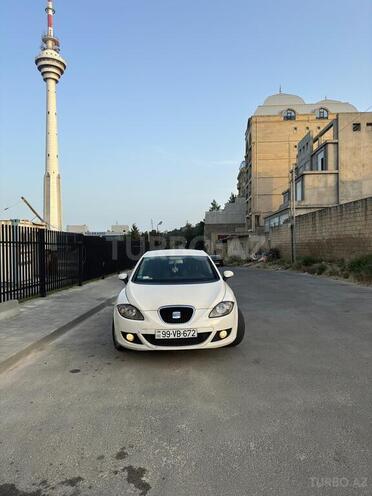 SEAT Leon-1