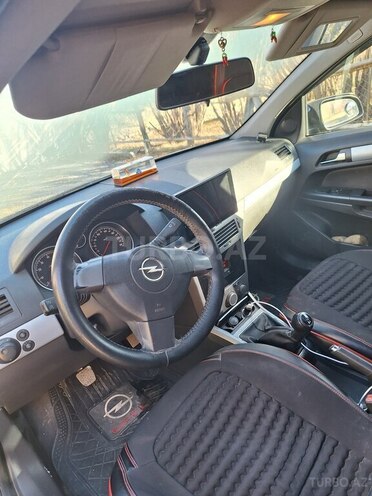 Opel Astra 2005, 360,000 km - 1.4 l - Qəbələ