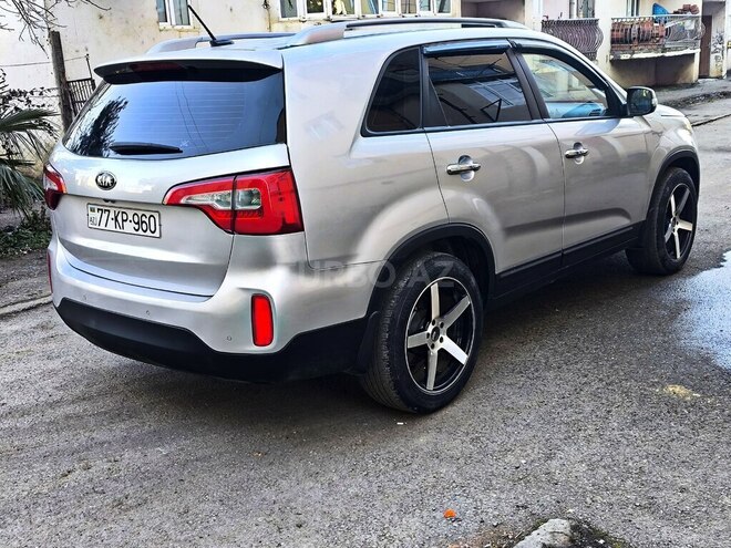 Kia Sorento 2014, 240,000 km - 2.0 l - Quba