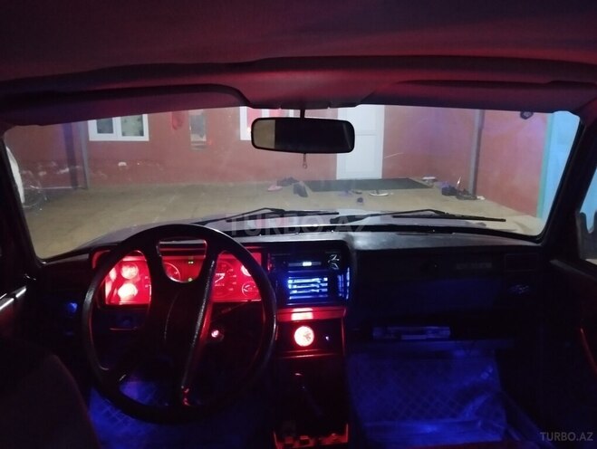 LADA (VAZ) 2107 2006, 98,000 km - 1.6 л - Salyan
