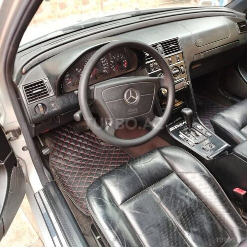 Mercedes C 200 1999, 341,852 km - 2.0 l - Qəbələ