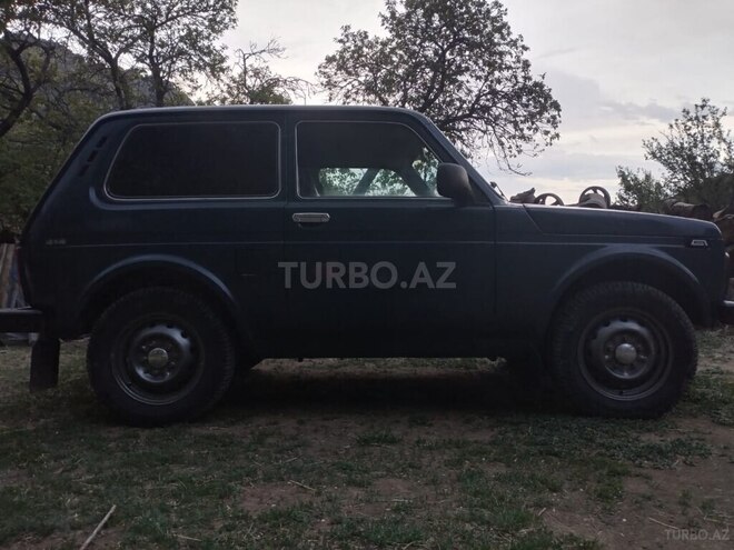 LADA (VAZ) Niva 1999, 237,730 km - 1.7 l - Lerik