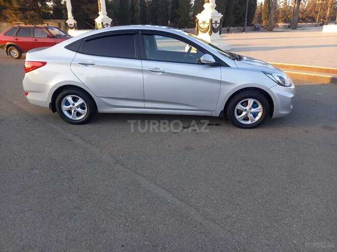 Hyundai Accent 2012, 175,000 km - 1.4 l - Gəncə