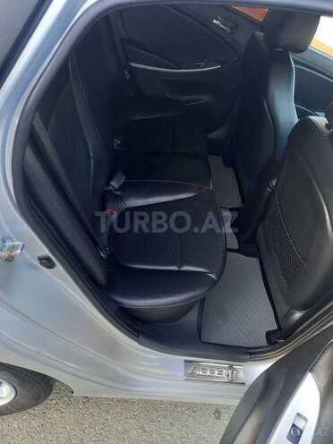 Hyundai Accent 2012, 175,000 km - 1.4 l - Gəncə