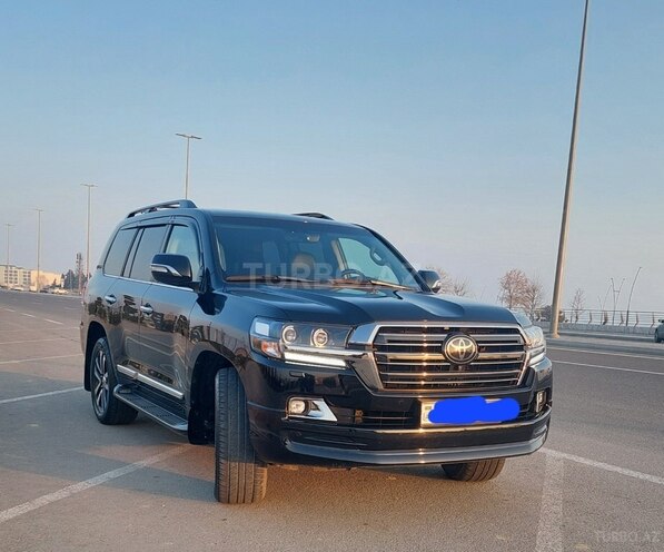 Toyota Land Cruiser 2018, 124,000 km - 4.6 l - Bakı